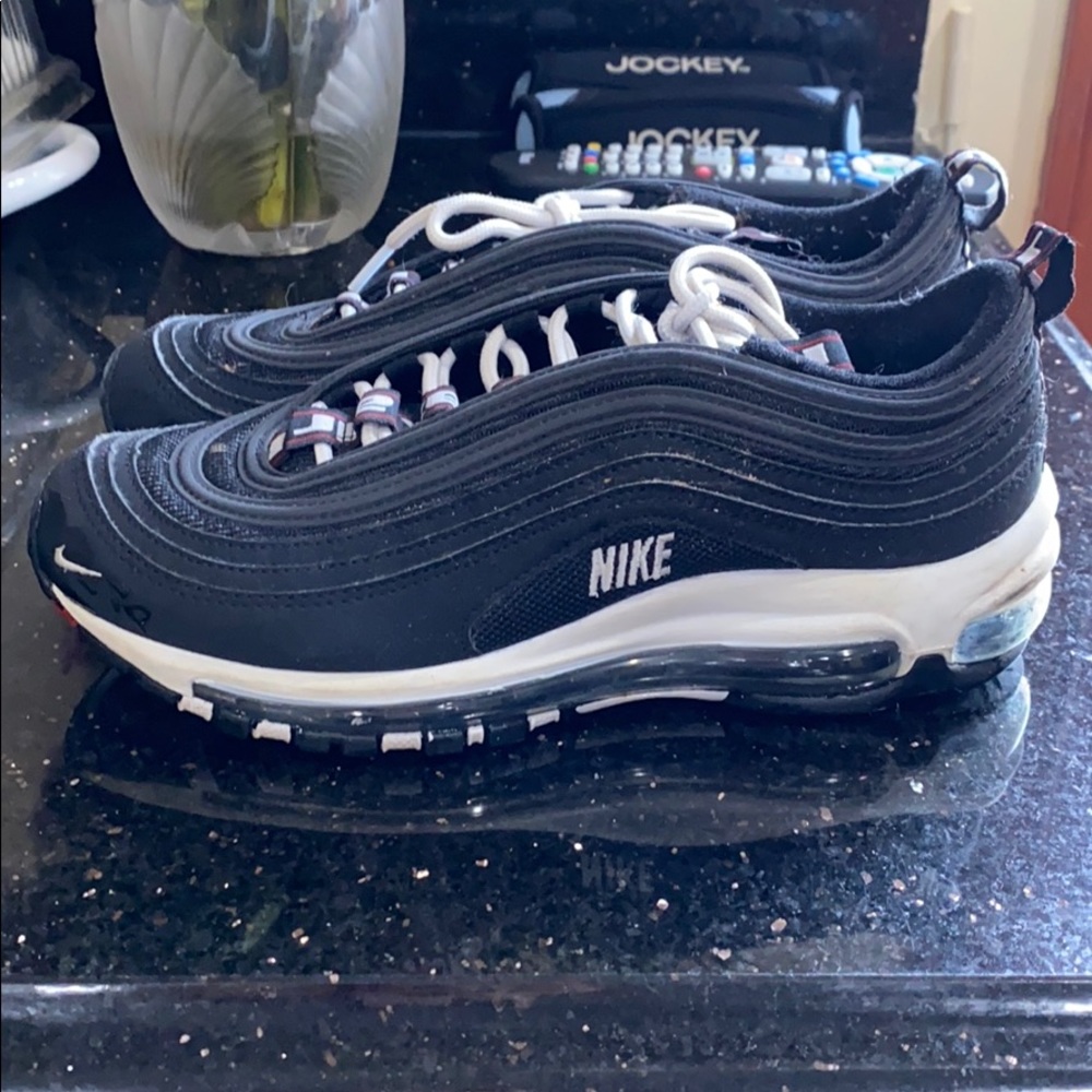 Nike Air Max sneakers size 6Y